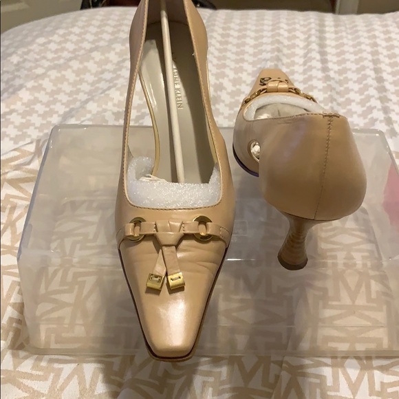 Anne Klein - Picture 3 of 4